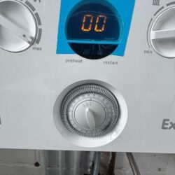 63f4ad255ae24661a2e7704a8e1414cc