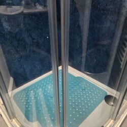 shower-door-before-2